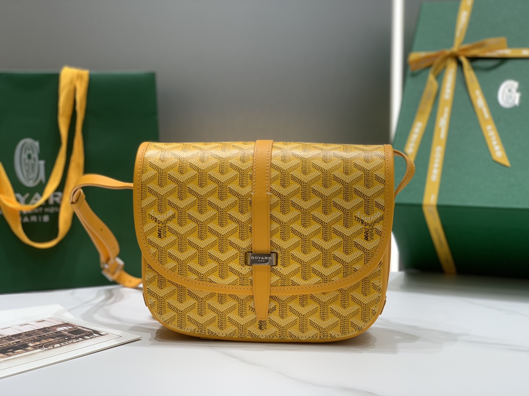 Belvedere PM Shoulder Bag In Yellow